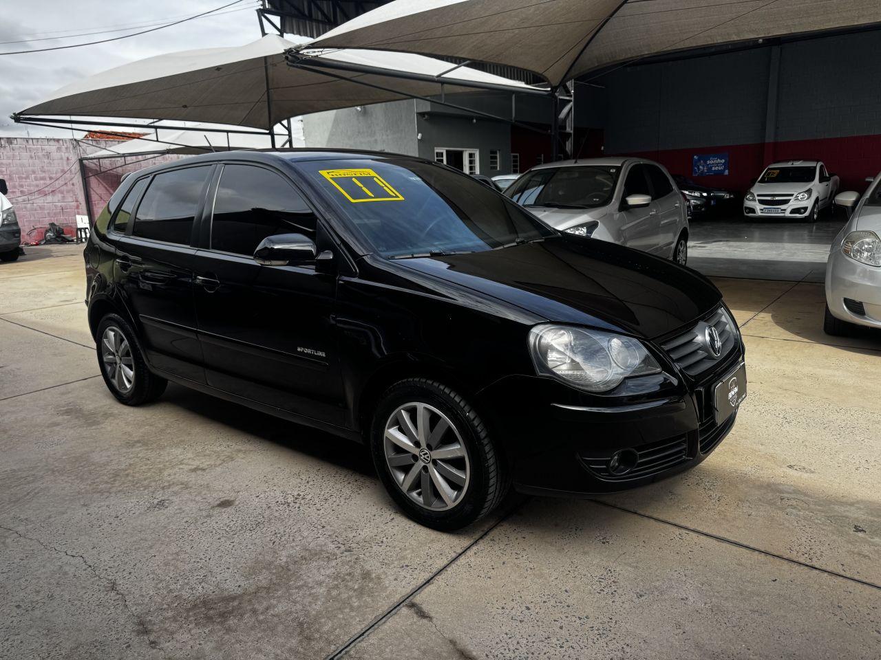 VOLKSWAGEN Polo Hatch - Foto