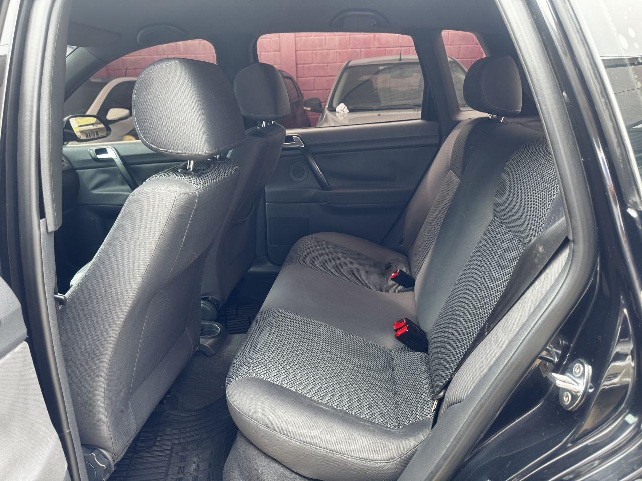 VOLKSWAGEN Polo Hatch - Foto