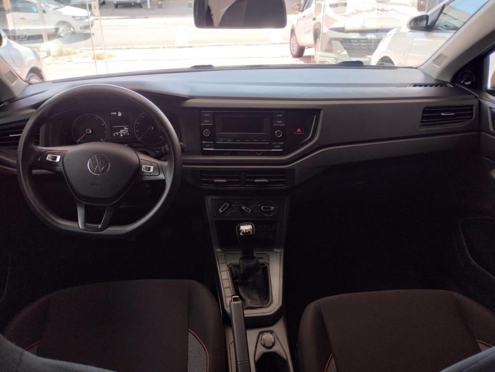 VOLKSWAGEN Polo Hatch - Foto