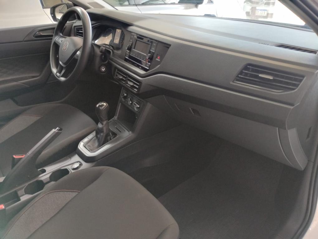 VOLKSWAGEN Polo Hatch - Foto