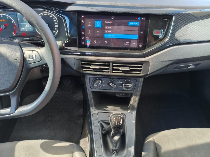 VOLKSWAGEN Polo Hatch - Foto