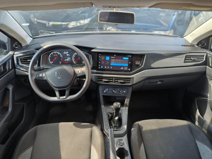 VOLKSWAGEN Polo Hatch - Foto