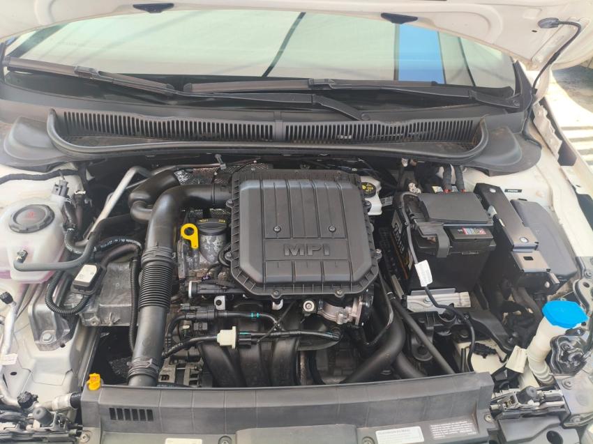 VOLKSWAGEN Polo Hatch - Foto