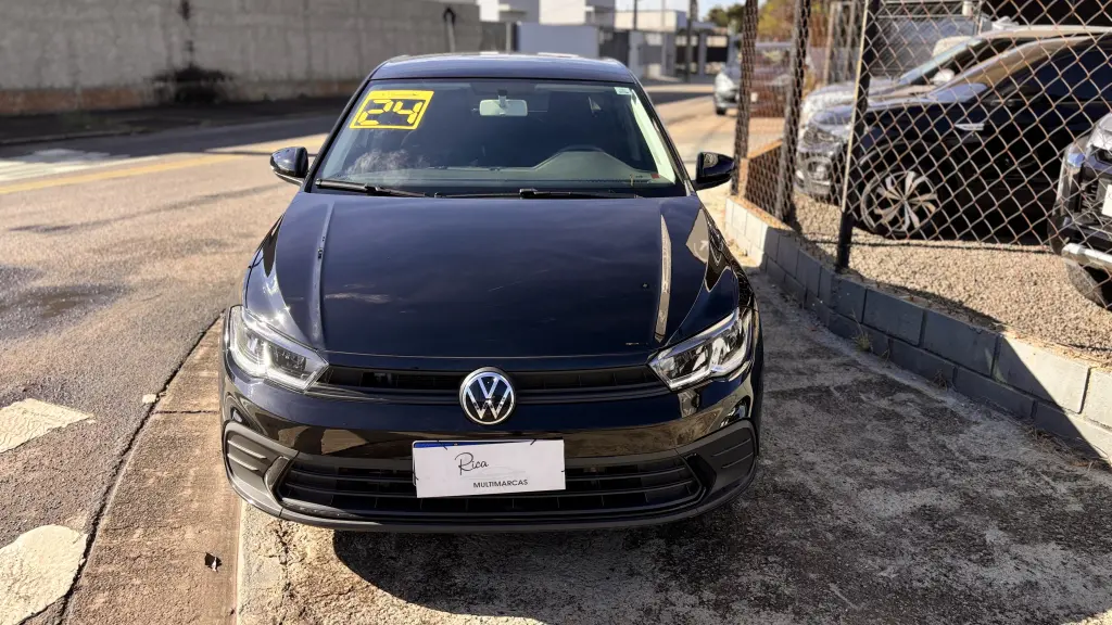 VOLKSWAGEN Polo Hatch - Foto