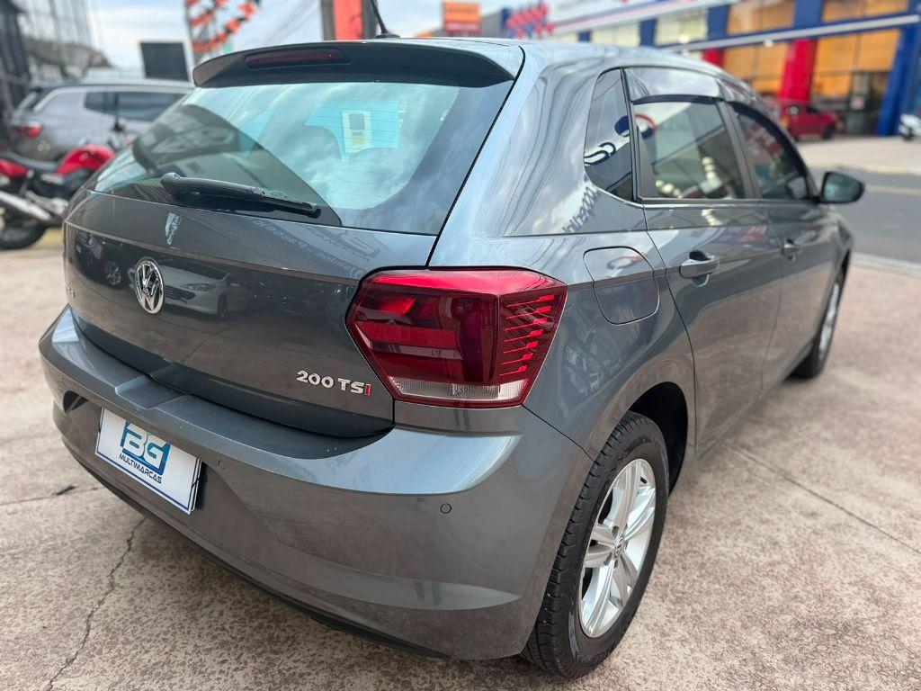 VOLKSWAGEN Polo Hatch - Foto