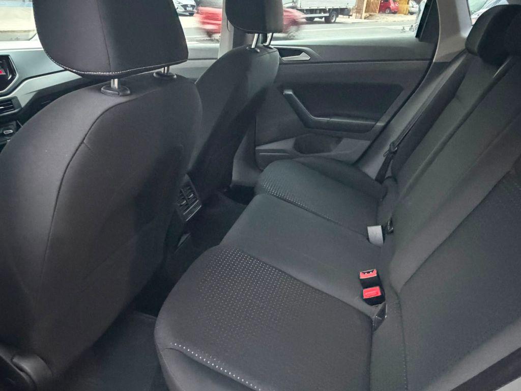VOLKSWAGEN Polo Hatch - Foto