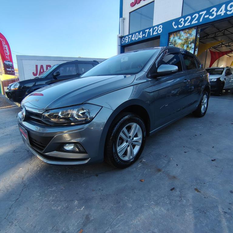 VOLKSWAGEN Polo Hatch