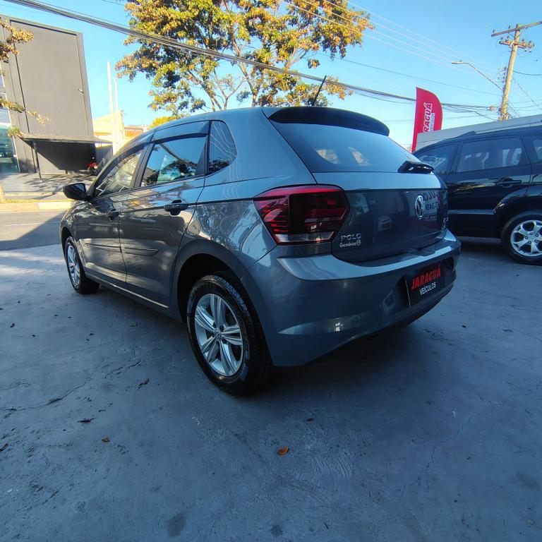 VOLKSWAGEN Polo Hatch - Foto