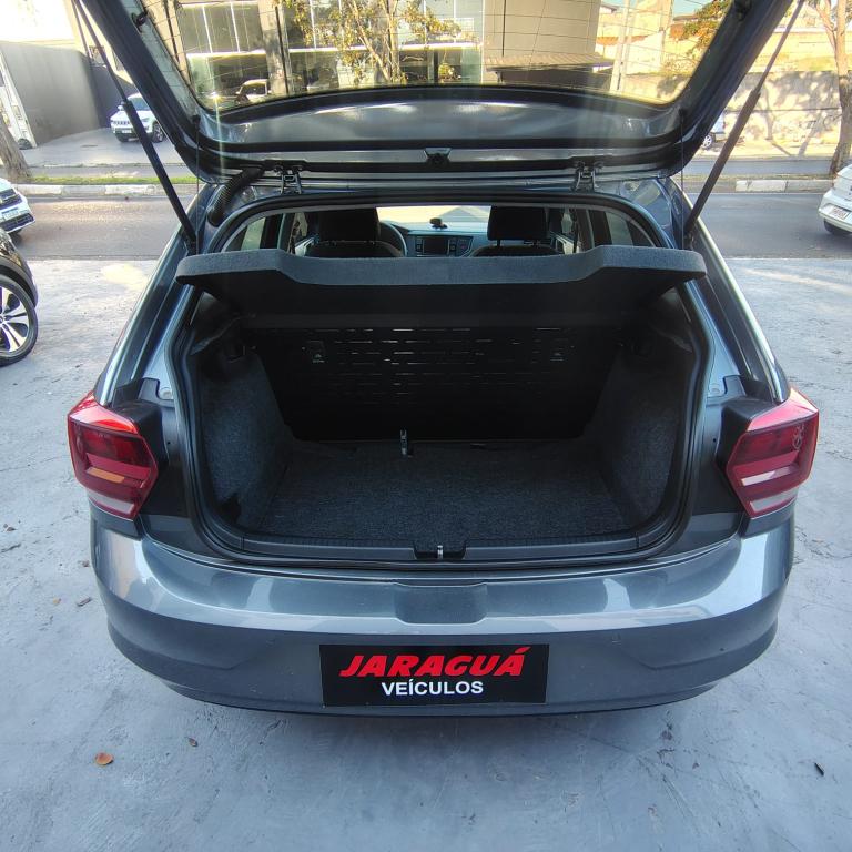 VOLKSWAGEN Polo Hatch - Foto