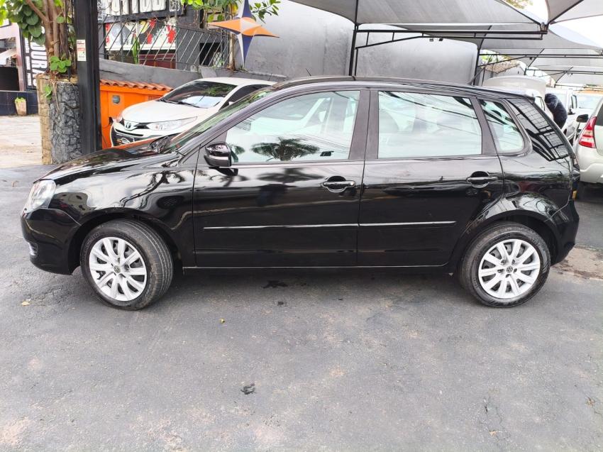 VOLKSWAGEN Polo Hatch - Foto
