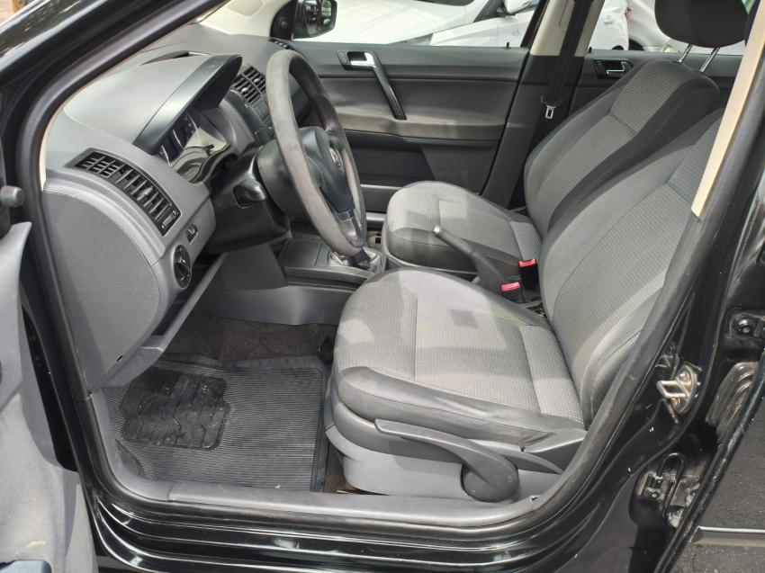 VOLKSWAGEN Polo Hatch - Foto