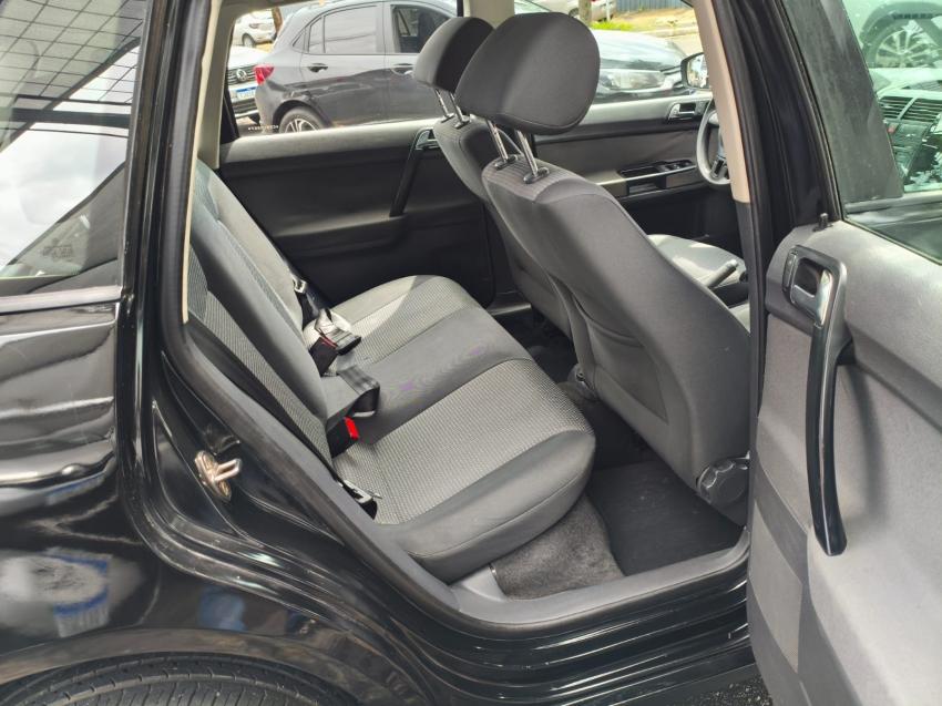 VOLKSWAGEN Polo Hatch - Foto