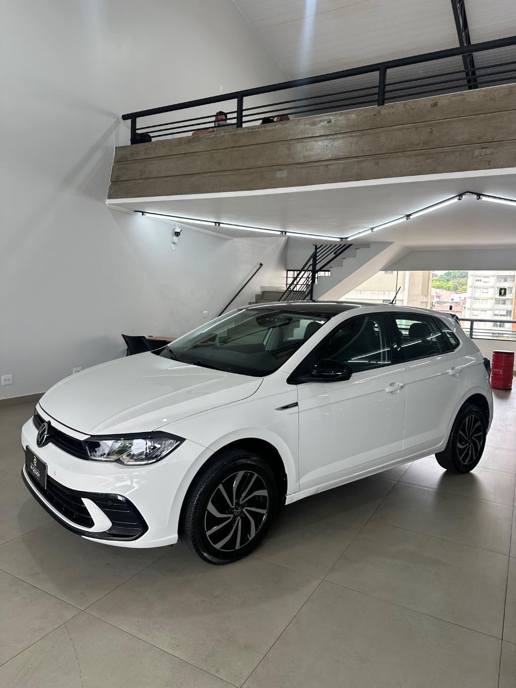 VOLKSWAGEN Polo Hatch - Foto