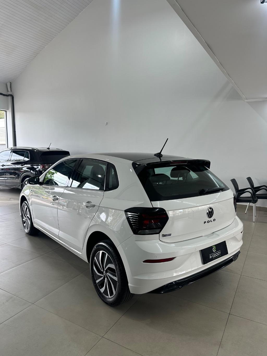 VOLKSWAGEN Polo Hatch - Foto