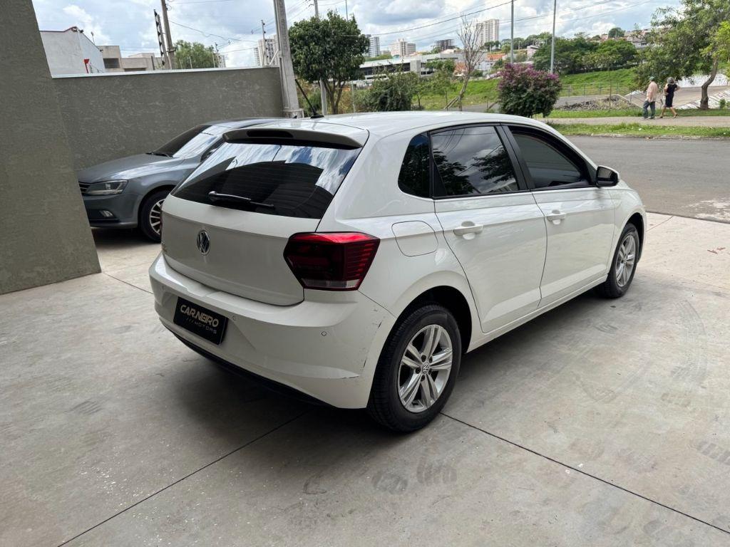 VOLKSWAGEN Polo Hatch - Foto
