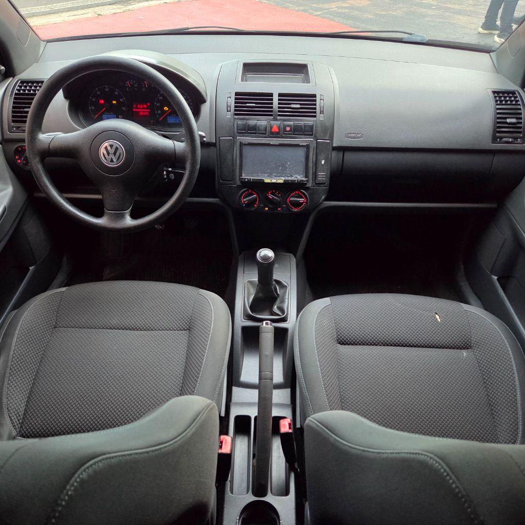 VOLKSWAGEN Polo Hatch - Foto