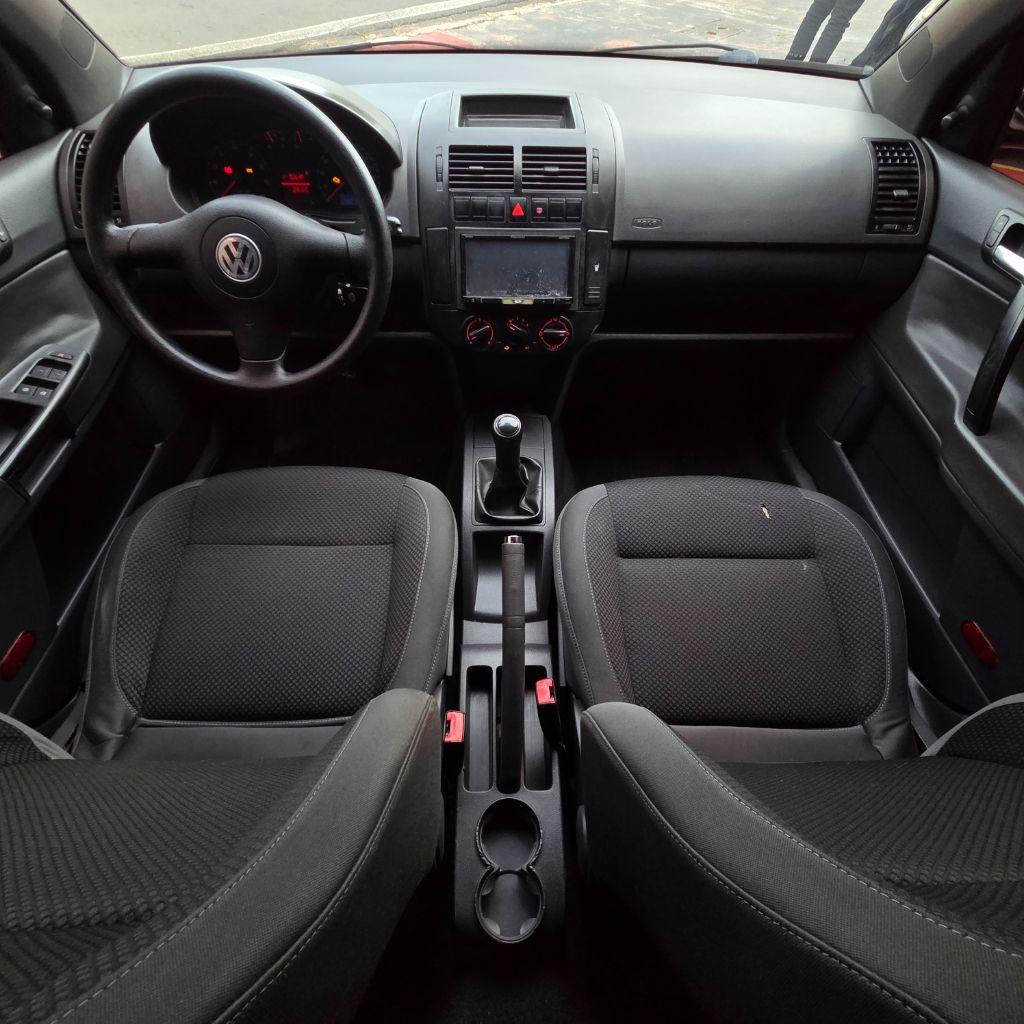 VOLKSWAGEN Polo Hatch - Foto