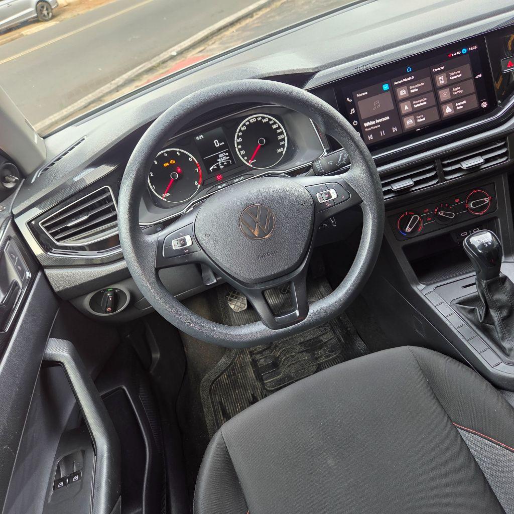 VOLKSWAGEN Polo Hatch - Foto