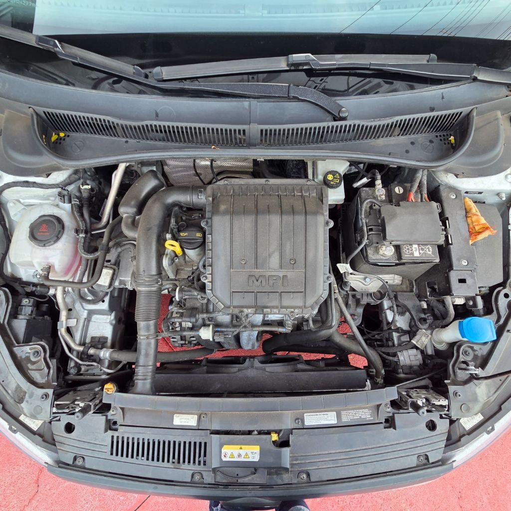 VOLKSWAGEN Polo Hatch - Foto