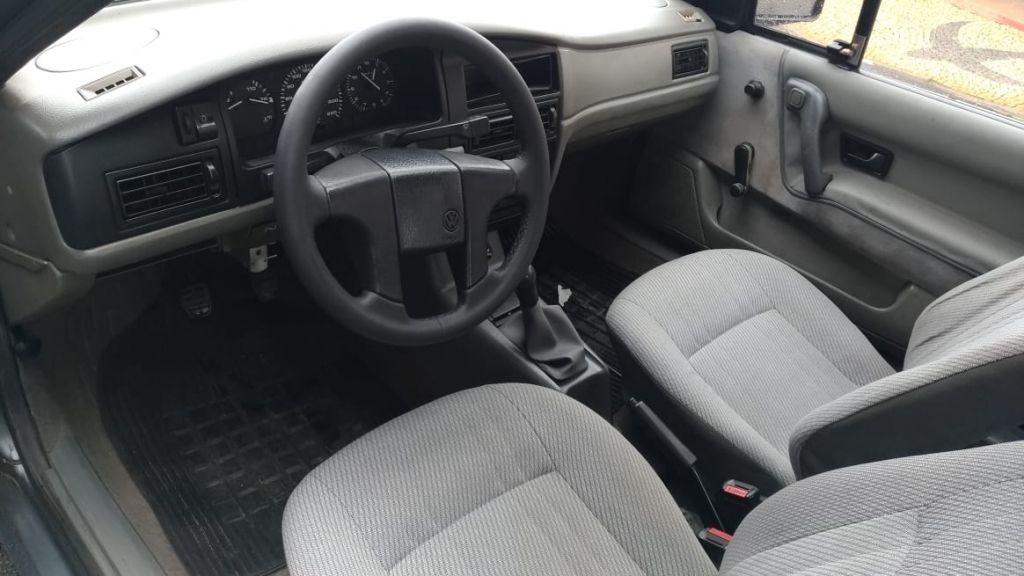 VOLKSWAGEN Santana - Foto