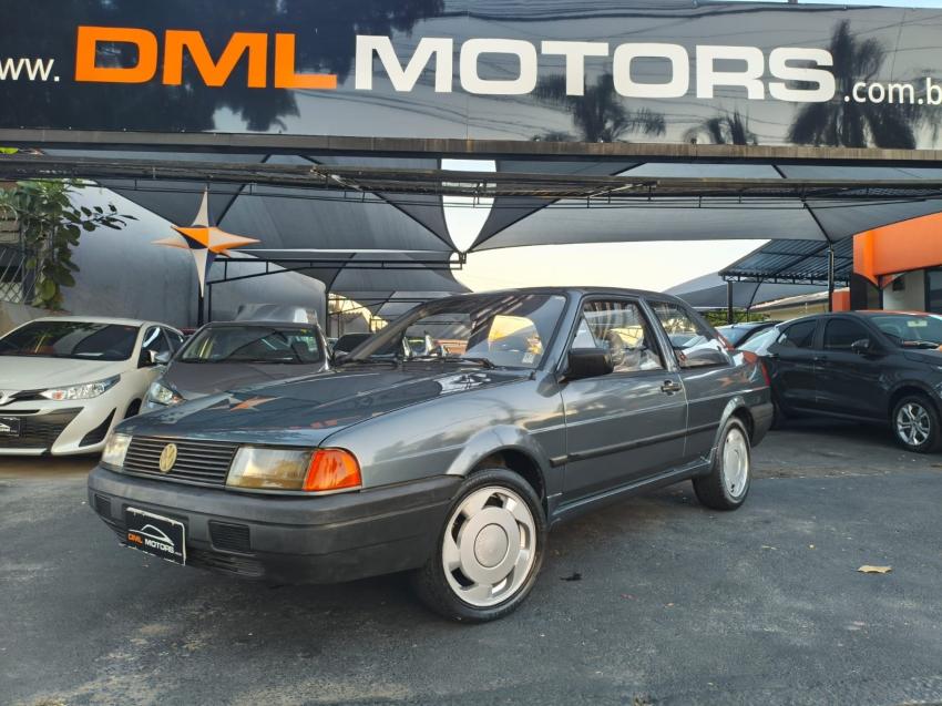 VOLKSWAGEN Santana