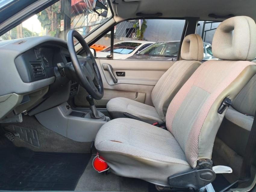VOLKSWAGEN Santana - Foto