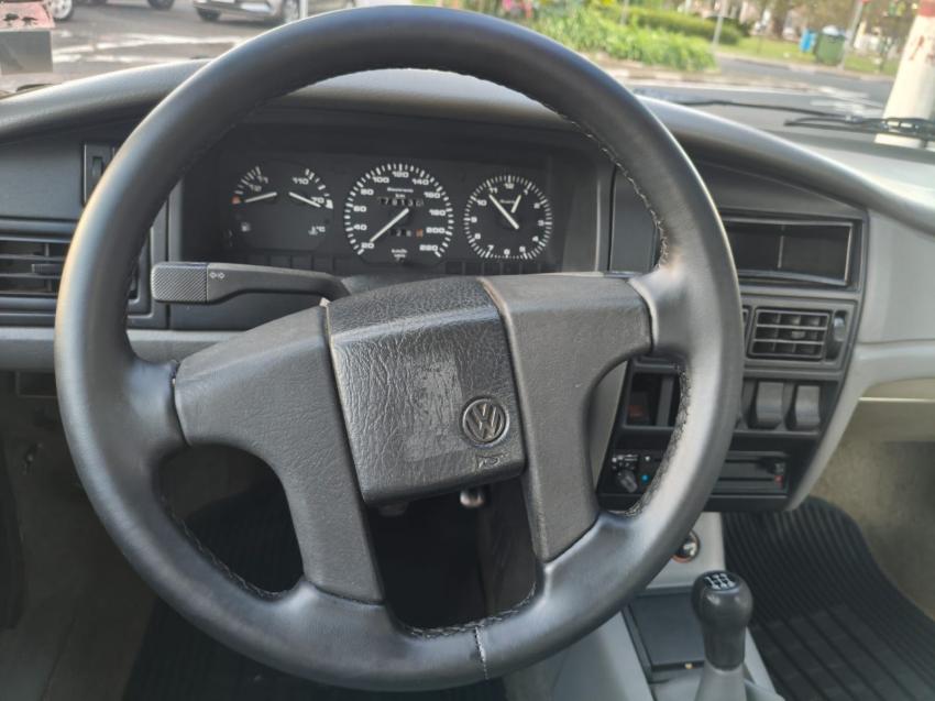 VOLKSWAGEN Santana - Foto