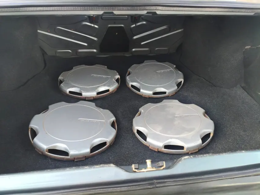 VOLKSWAGEN Santana - Foto