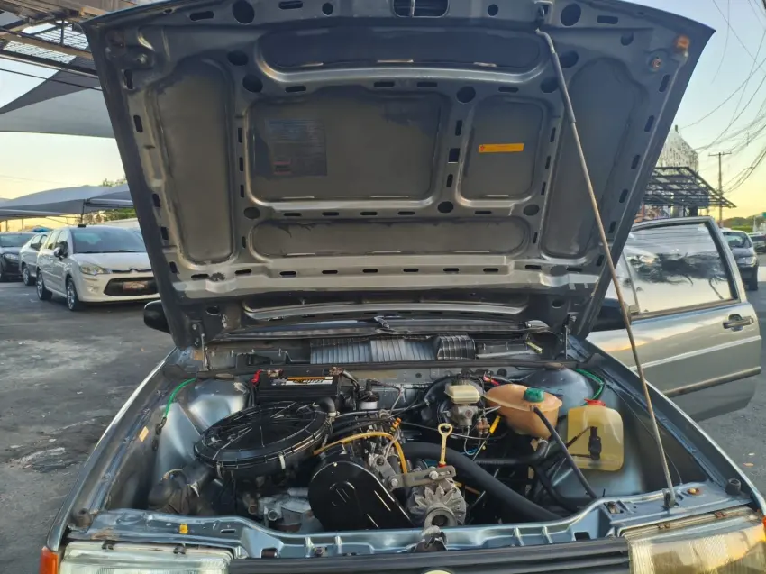 VOLKSWAGEN Santana - Foto