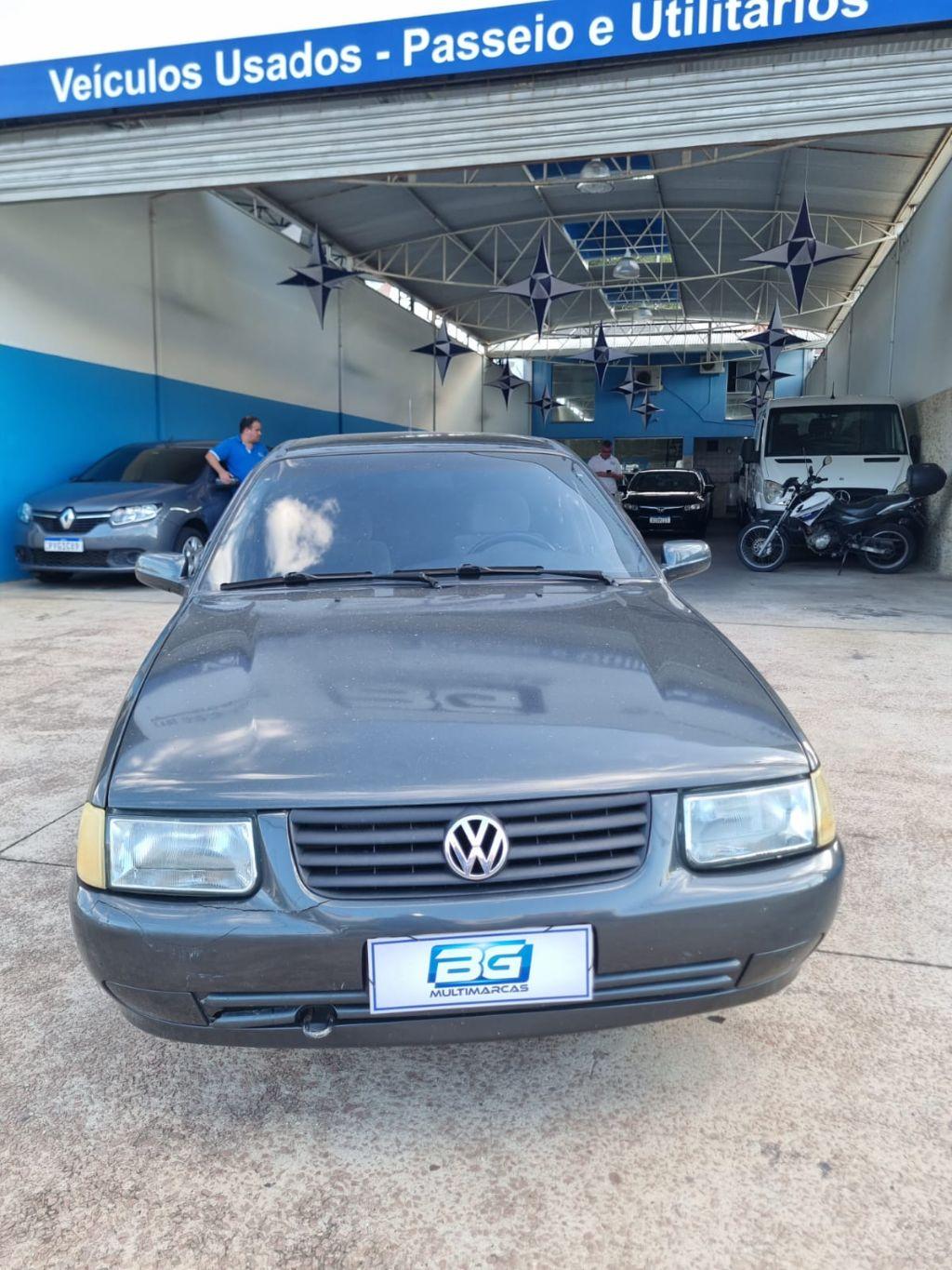 VOLKSWAGEN Santana - Foto