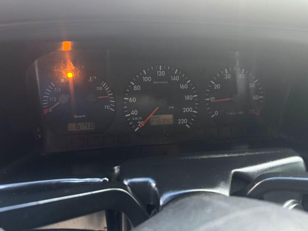 VOLKSWAGEN Santana - Foto