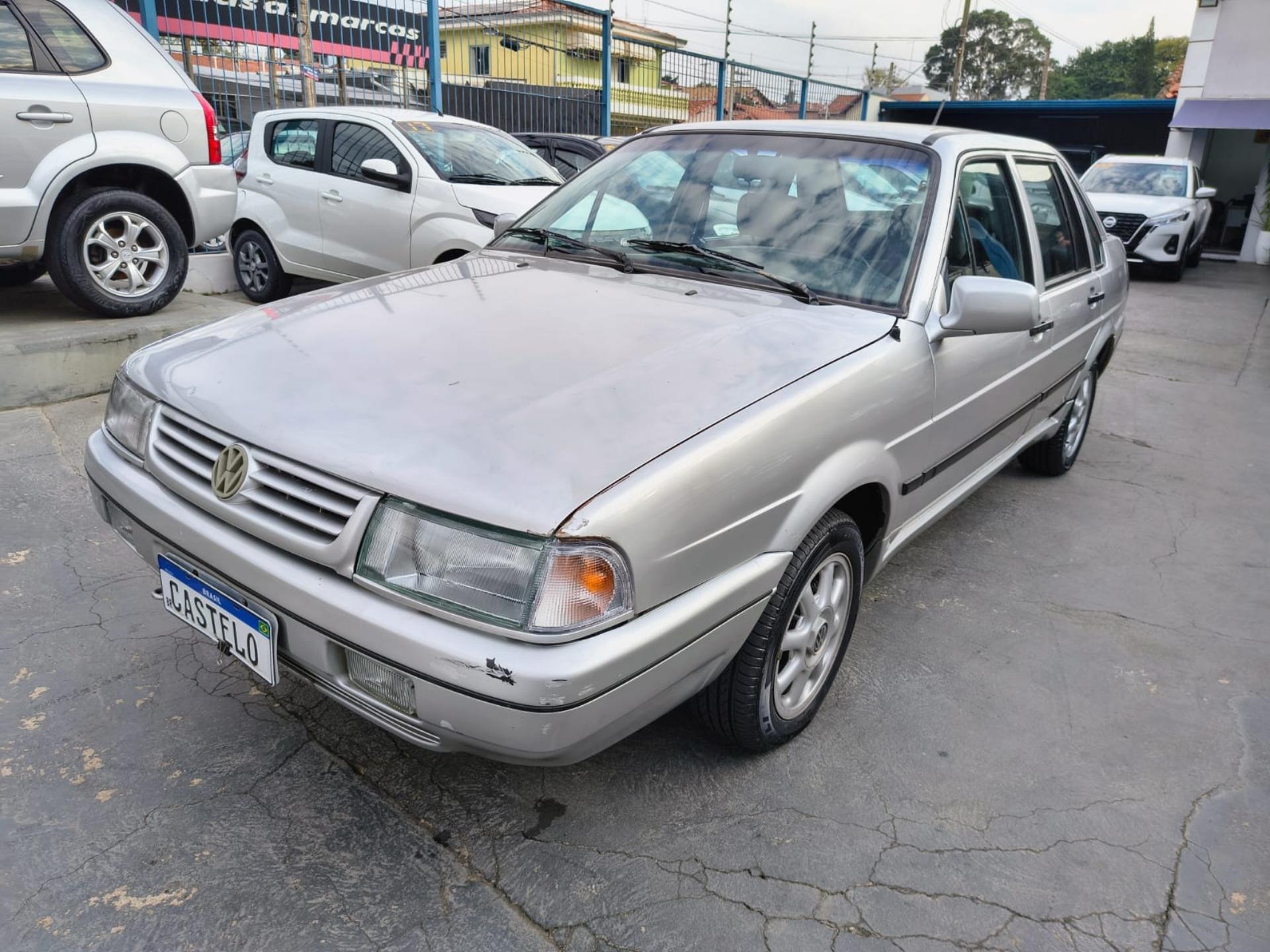 VOLKSWAGEN Santana