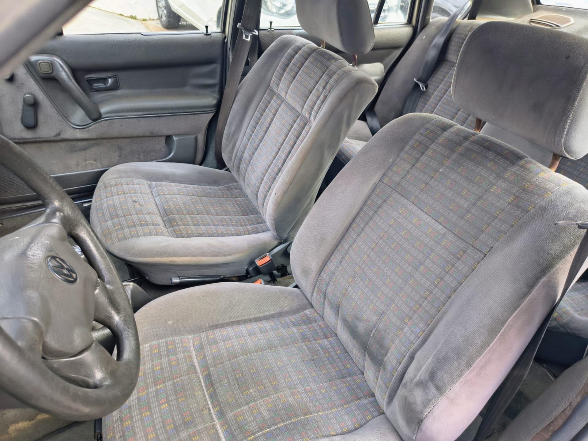 VOLKSWAGEN Santana - Foto