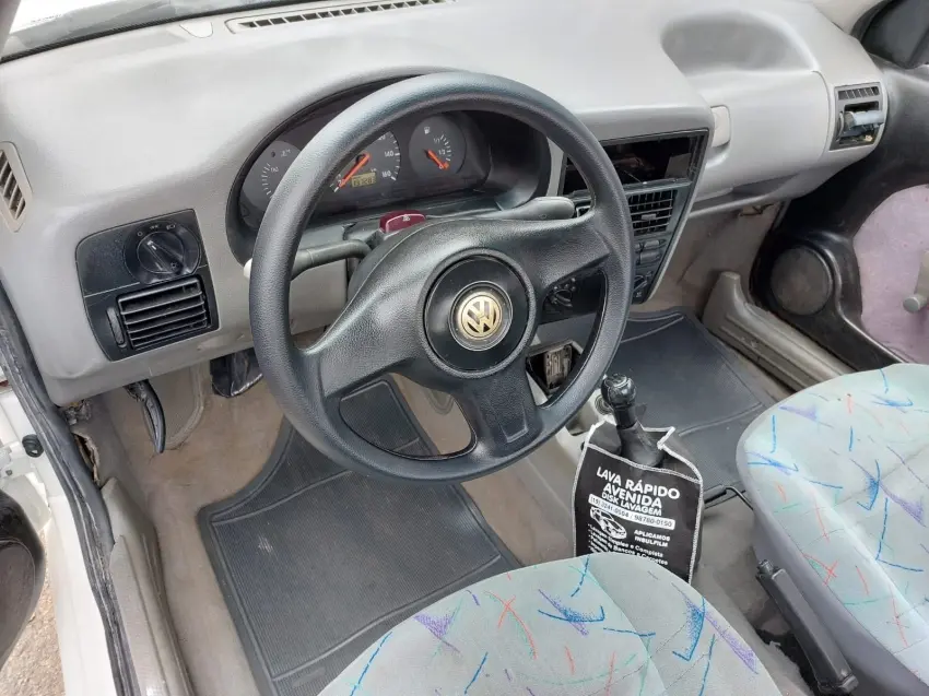 VOLKSWAGEN Saveiro - Foto