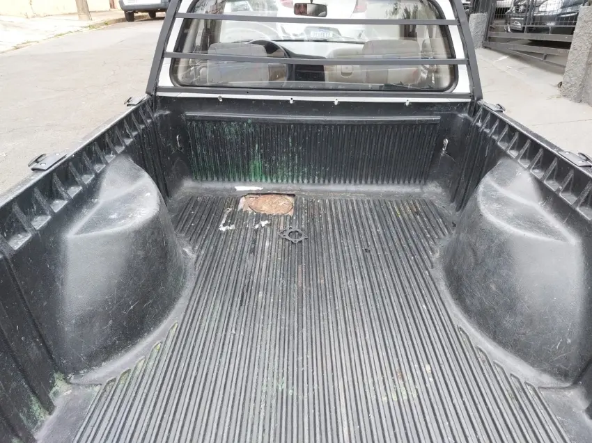 VOLKSWAGEN Saveiro - Foto