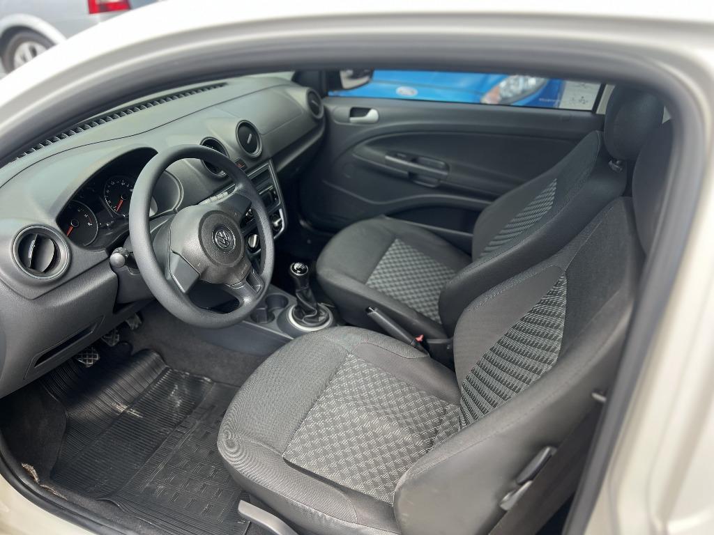 VOLKSWAGEN Saveiro - Foto