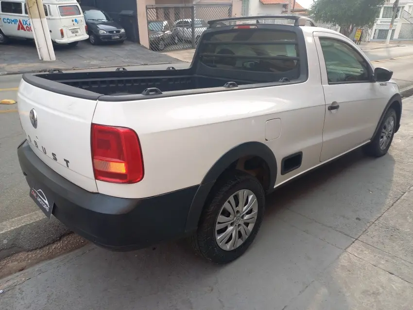 VOLKSWAGEN Saveiro - Foto