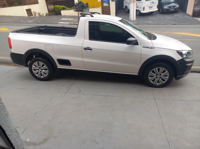 VOLKSWAGEN Saveiro - Foto