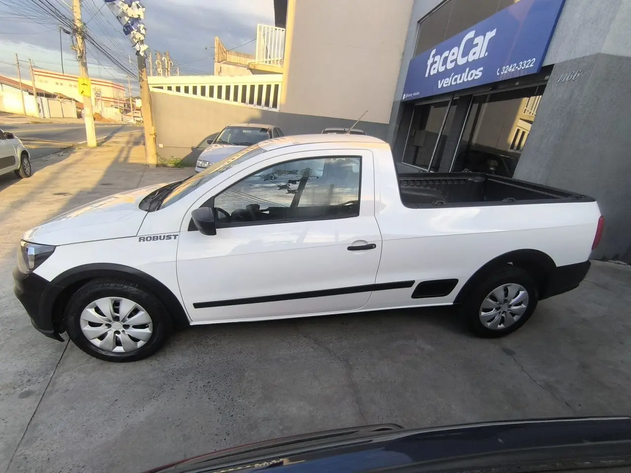 VOLKSWAGEN Saveiro - Foto