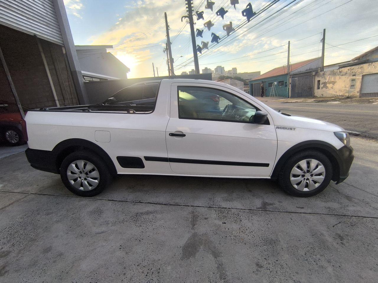 VOLKSWAGEN Saveiro - Foto