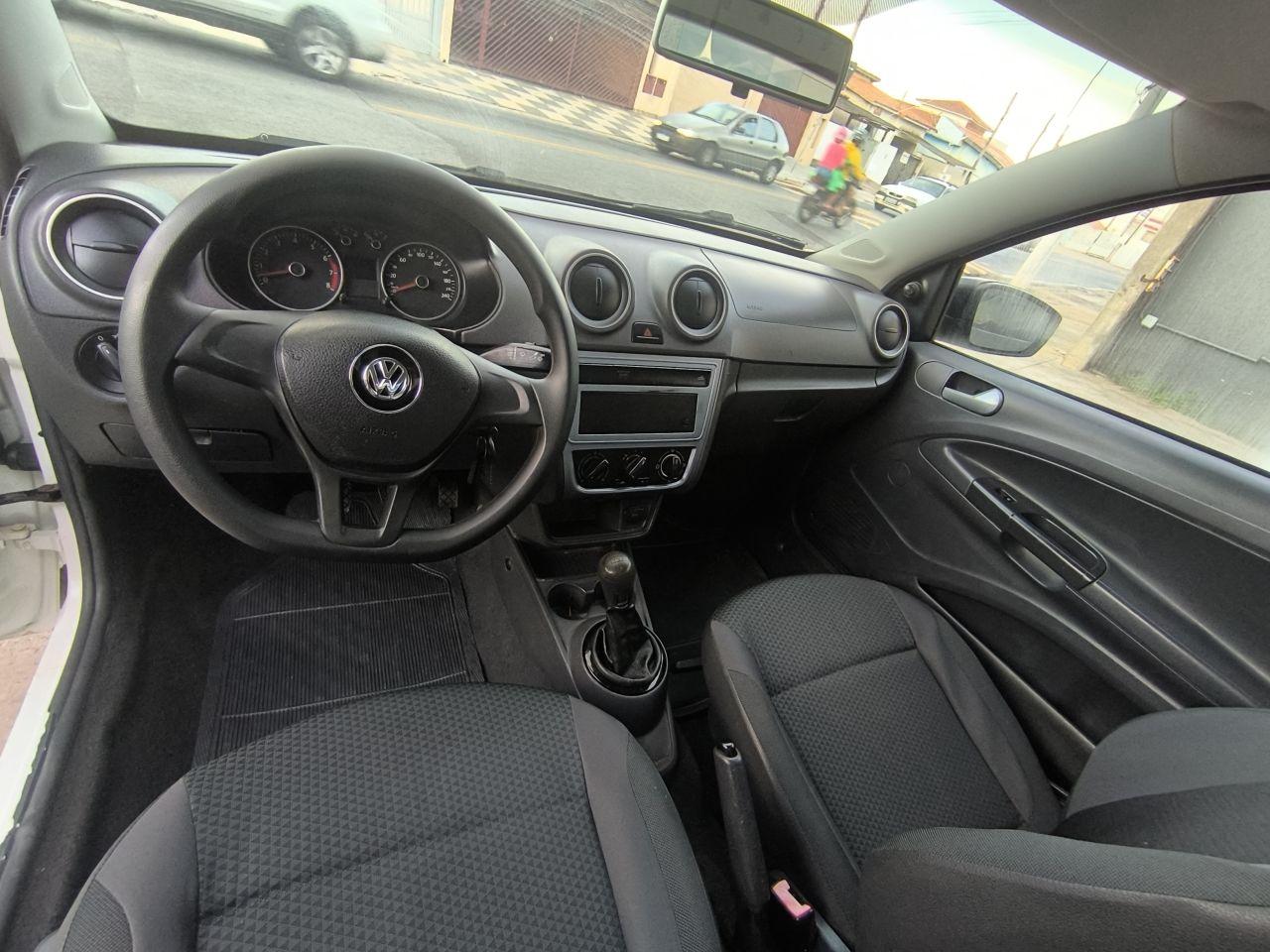 VOLKSWAGEN Saveiro - Foto