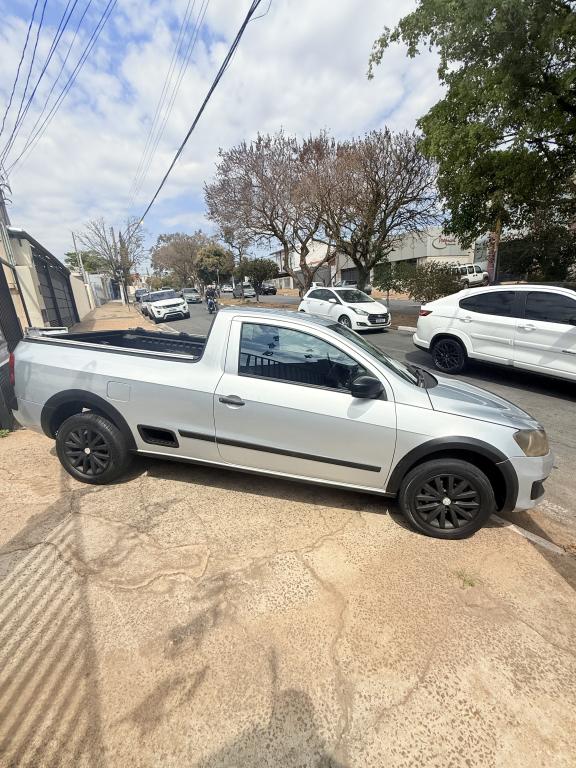 VOLKSWAGEN Saveiro - Foto