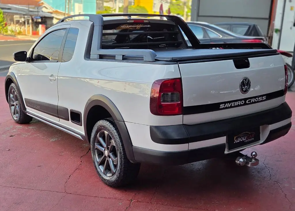 VOLKSWAGEN Saveiro - Foto