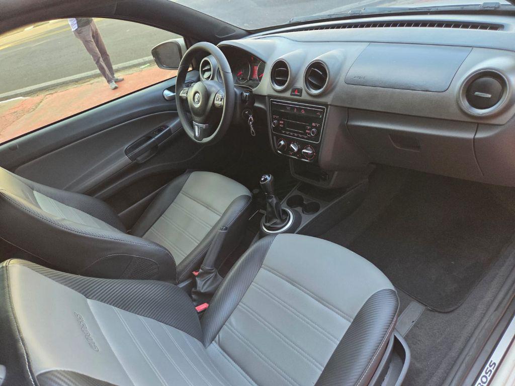 VOLKSWAGEN Saveiro - Foto