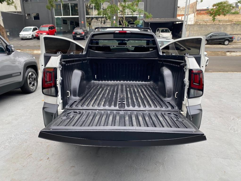 VOLKSWAGEN Saveiro - Foto