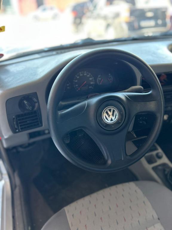 VOLKSWAGEN Saveiro - Foto