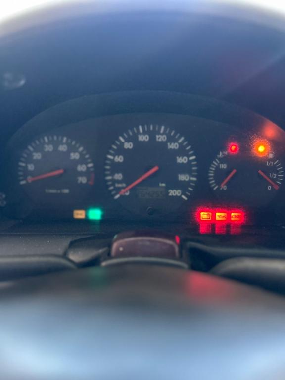 VOLKSWAGEN Saveiro - Foto