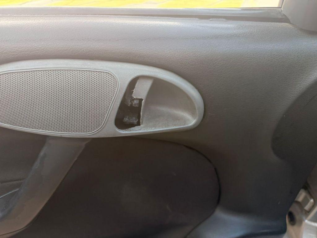 VOLKSWAGEN Saveiro - Foto