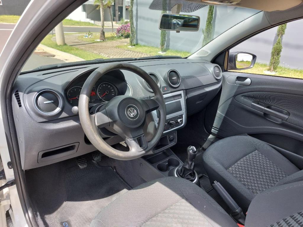 VOLKSWAGEN Saveiro - Foto