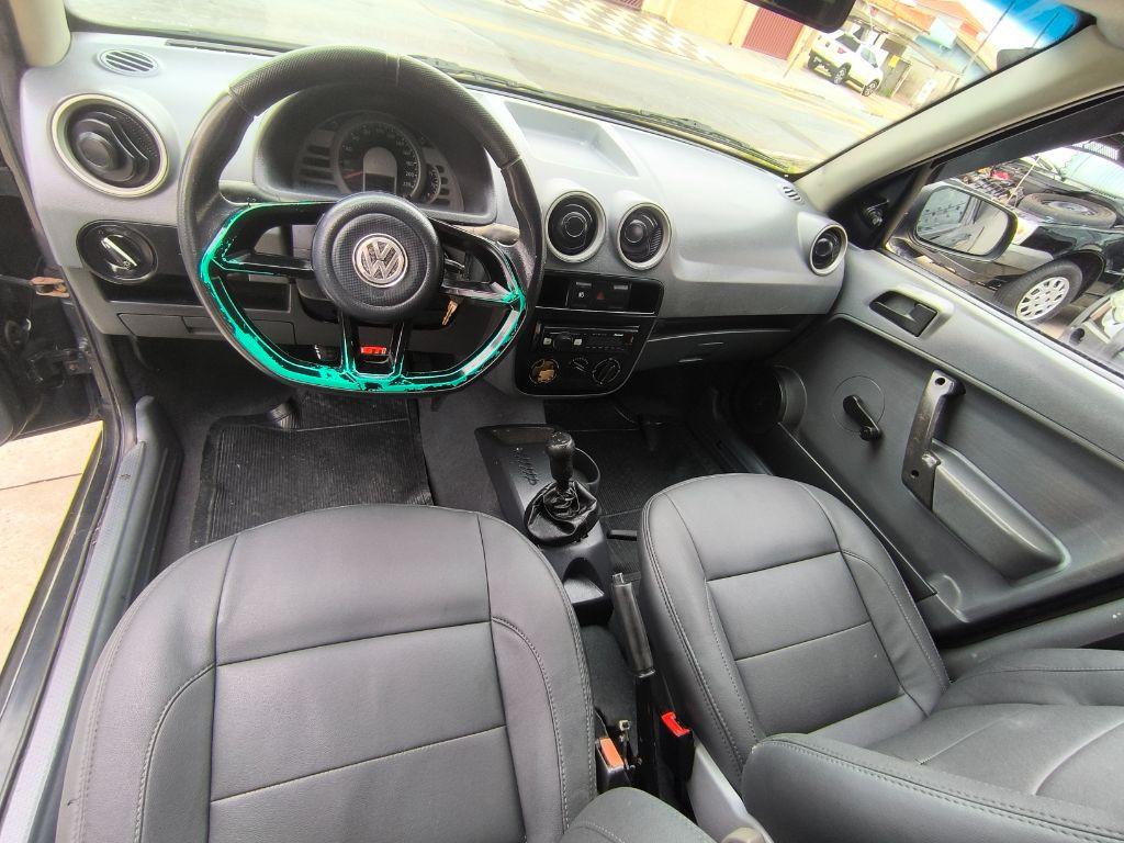 VOLKSWAGEN Saveiro - Foto